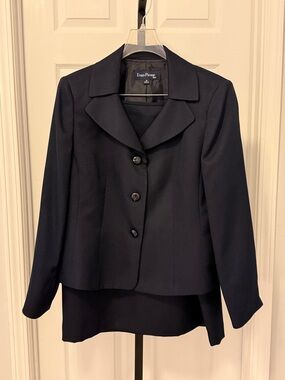 Evan Picone Black Structured Women's Suit